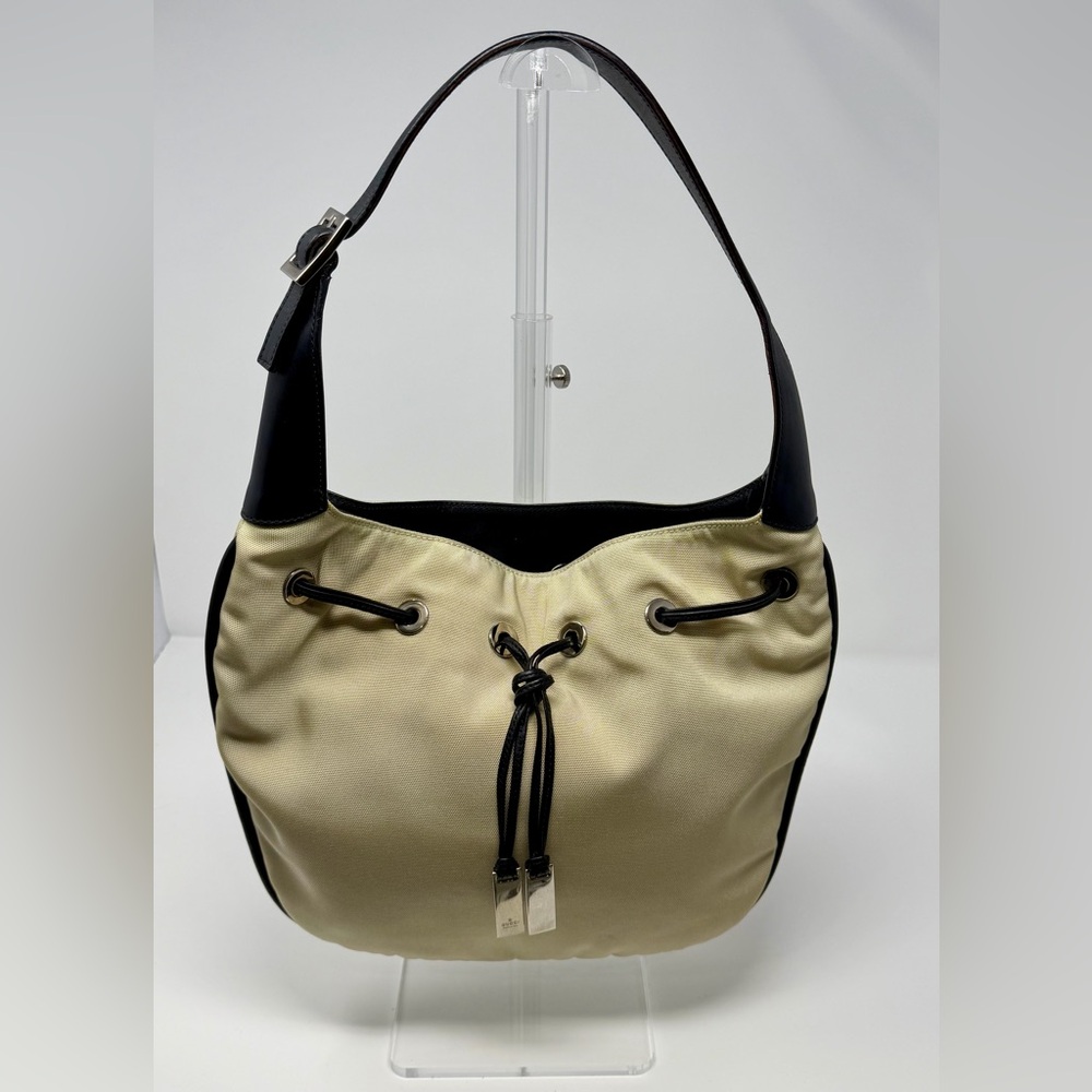 Gucci Canvas Drawstring Cinch Hobo Bag Vintage in EUC.